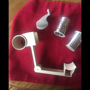 Pampered chef grater
